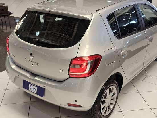 RENAULT-SANDERO-1.6 16V SCE FLEX EXPRESSION MANUAL RENAULT-SANDERO-2016