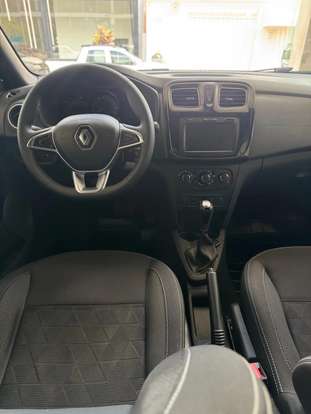 RENAULT-SANDERO-2019