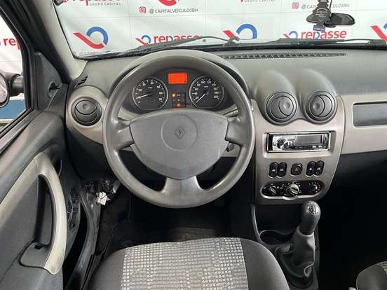 RENAULT-SANDERO-2008