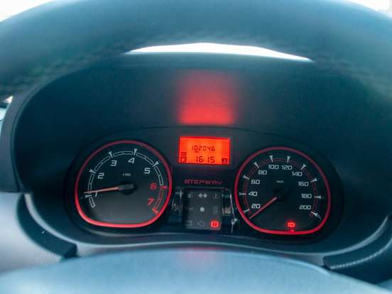RENAULT-SANDERO-1.6 STEPWAY 8V FLEX 4P MANUAL RENAULT-SANDERO-2014