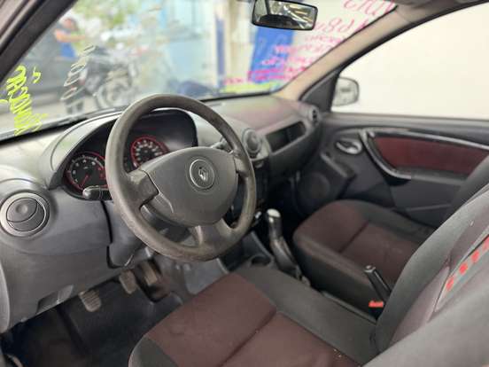 RENAULT-SANDERO-1.6 STEPWAY 8V FLEX 4P MANUAL RENAULT-SANDERO-2012