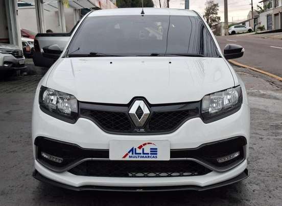 RENAULT-SANDERO-2020
