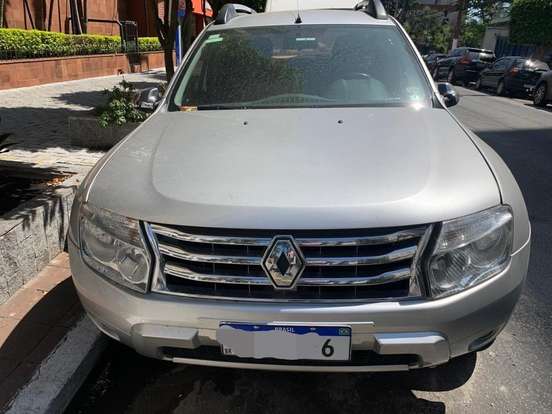 RENAULT-DUSTER-2012