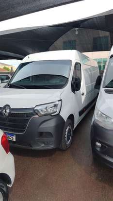 RENAULT-MASTER-2023