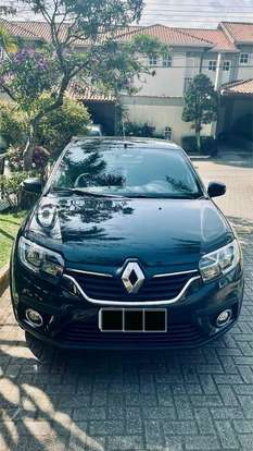 RENAULT-SANDERO-2019