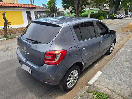 RENAULT-SANDERO-1.6 EXPRESSION 8V FLEX 4P AUTOMATIZADO RENAULT-SANDERO-2016