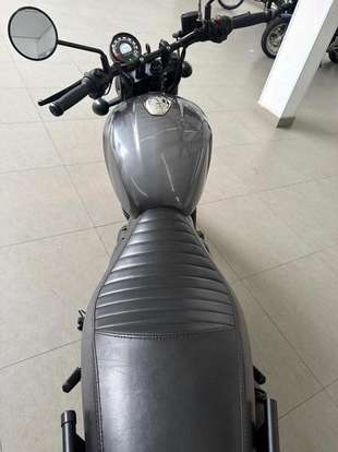ROYAL ENFIELD-HUNTER 350-2023