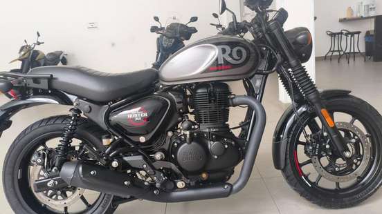 ROYAL ENFIELD-HUNTER 350-2023