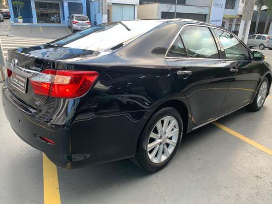 TOYOTA-CAMRY-3.5 XLE V6 24V GASOLINA 4P AUTOMÁTICO TOYOTA-CAMRY-2011
