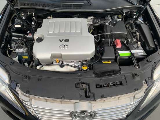 TOYOTA-CAMRY-2011