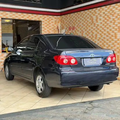 TOYOTA-COROLLA-2005