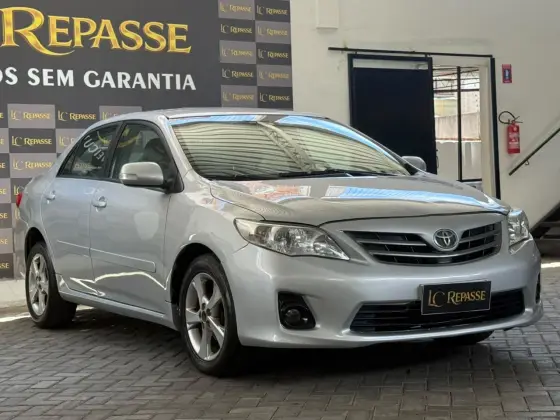 TOYOTA COROLLA 1.8 GLI 16V FLEX 4P AUTOMÁTICO