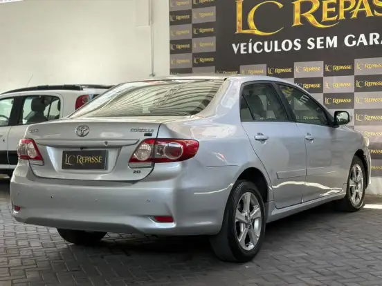 TOYOTA-COROLLA-1.8 GLI 16V FLEX 4P AUTOMÁTICO TOYOTA-COROLLA-2011