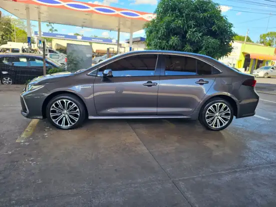 TOYOTA-COROLLA-2022