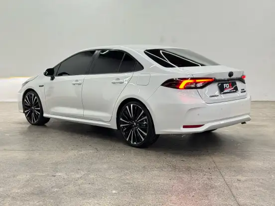 TOYOTA-COROLLA-2021