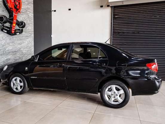 TOYOTA-COROLLA-1.6 XLI 16V GASOLINA 4P AUTOMÁTICO TOYOTA-COROLLA-2006