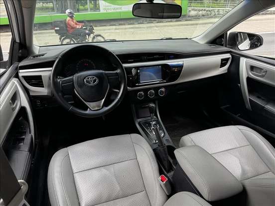 TOYOTA-COROLLA-2016