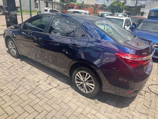 TOYOTA-COROLLA-1.8 GLI 16V FLEX 4P AUTOMÁTICO TOYOTA-COROLLA-2015