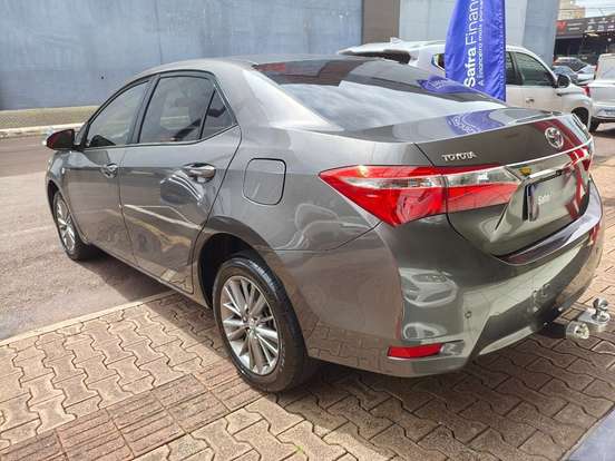 TOYOTA-COROLLA-2015
