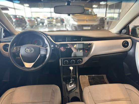 TOYOTA-COROLLA-2018