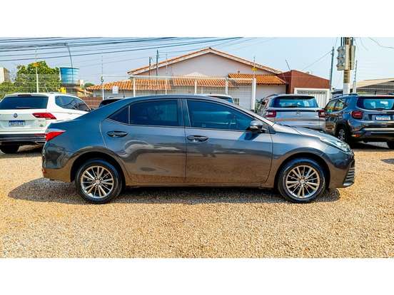 TOYOTA-COROLLA-1.8 GLI UPPER 16V FLEX 4P AUTOMÁTICO TOYOTA-COROLLA-2017