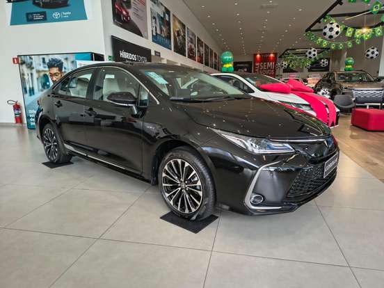 TOYOTA-COROLLA-2026