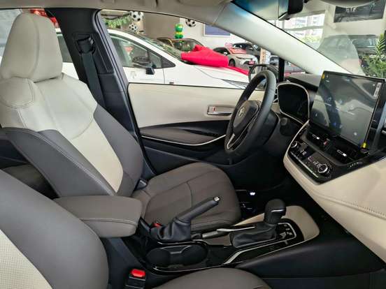 TOYOTA-COROLLA-2026