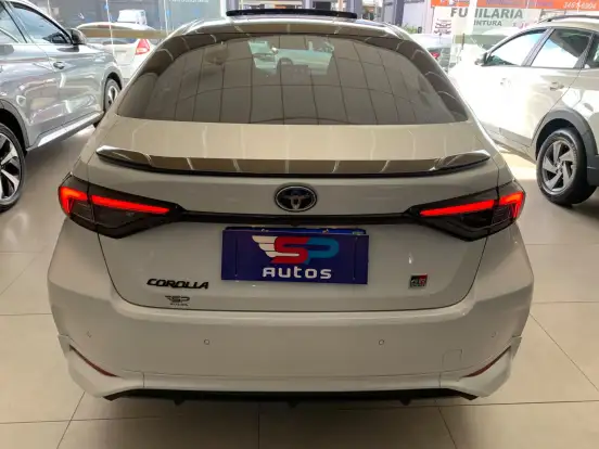 TOYOTA-COROLLA-2025