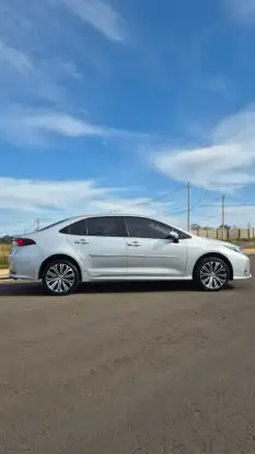 TOYOTA-COROLLA-2021
