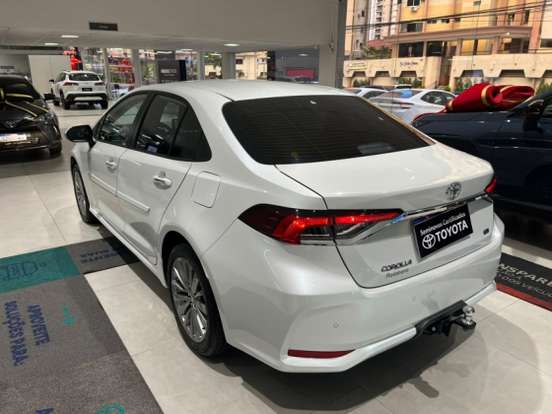 TOYOTA-COROLLA-2025