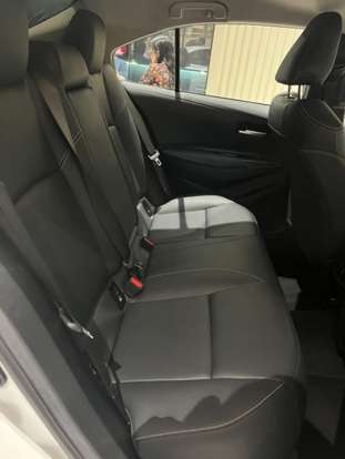 TOYOTA-COROLLA-2025