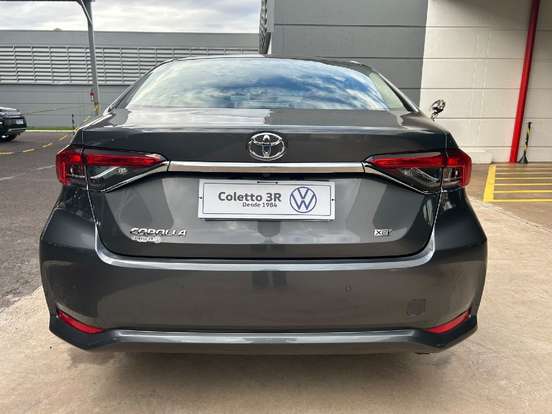 TOYOTA-COROLLA-2021