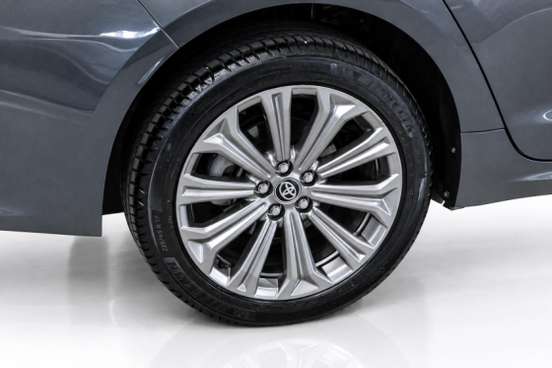 TOYOTA-COROLLA-2023
