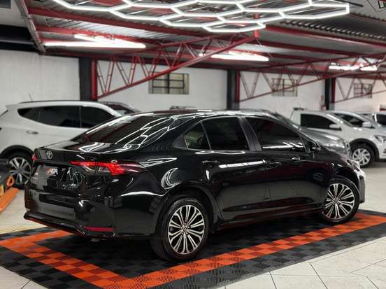 TOYOTA-COROLLA-2020