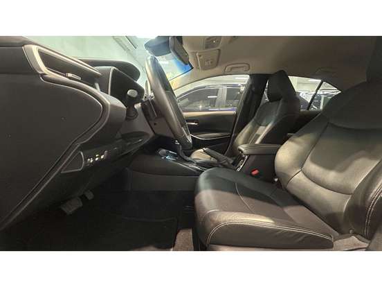 TOYOTA-COROLLA-2024