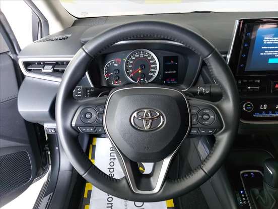 TOYOTA-COROLLA-2022