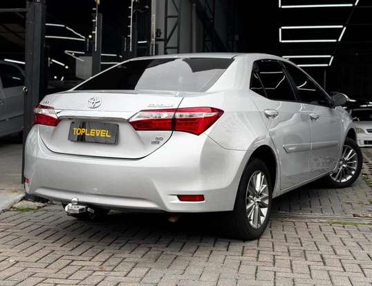 TOYOTA-COROLLA-2015