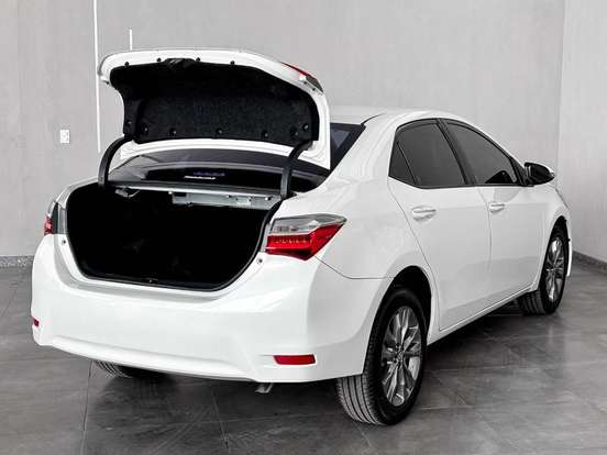 TOYOTA-COROLLA-2018