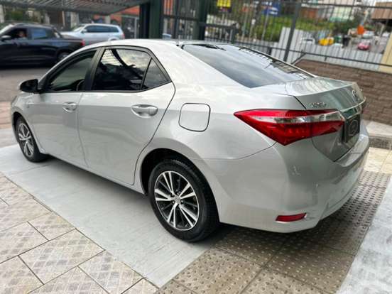 TOYOTA-COROLLA-2015