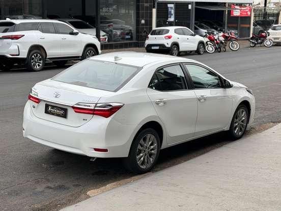 TOYOTA-COROLLA-2019