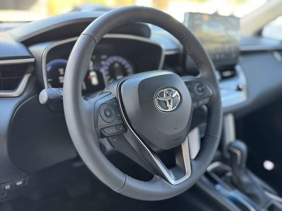TOYOTA-COROLLA CROSS-2026