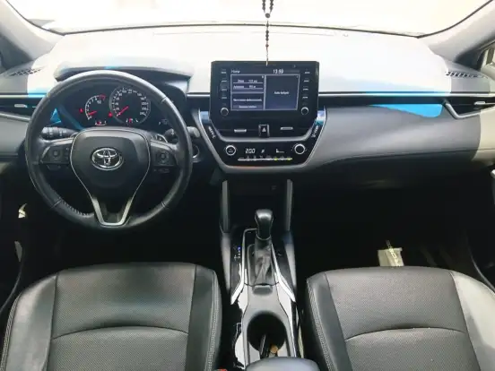 TOYOTA-COROLLA CROSS-2021