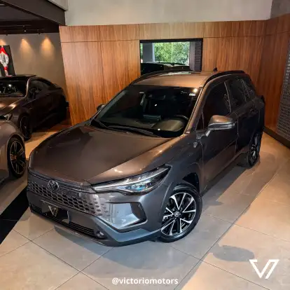 TOYOTA-COROLLA CROSS-2024
