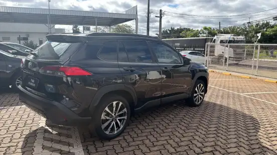 TOYOTA-COROLLA CROSS-2023