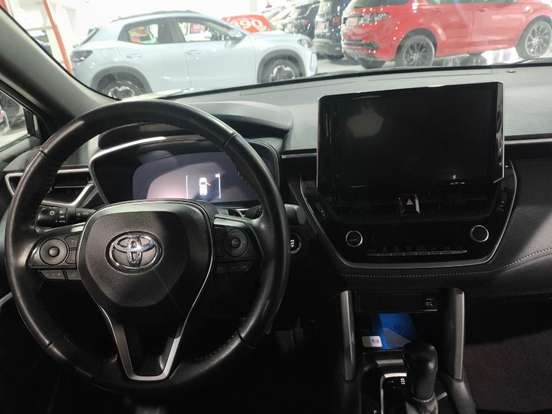 TOYOTA-COROLLA CROSS-2024