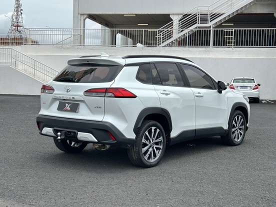 TOYOTA-COROLLA CROSS-2021