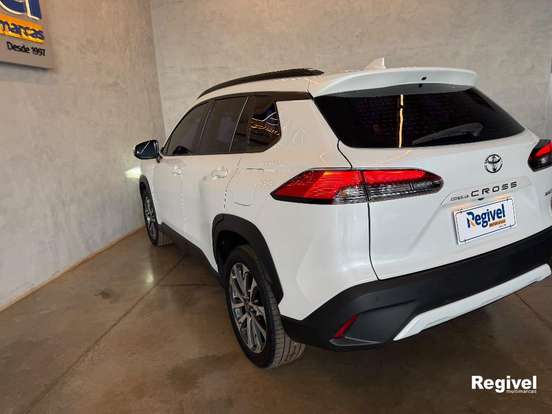 TOYOTA-COROLLA CROSS-2022