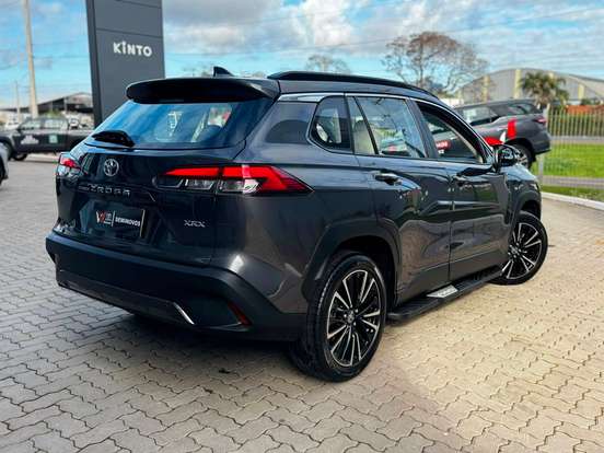TOYOTA-COROLLA CROSS-2024