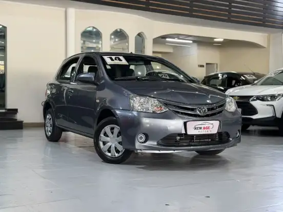 TOYOTA-ETIOS-1.3 X 16V FLEX 4P MANUAL TOYOTA-ETIOS-2013