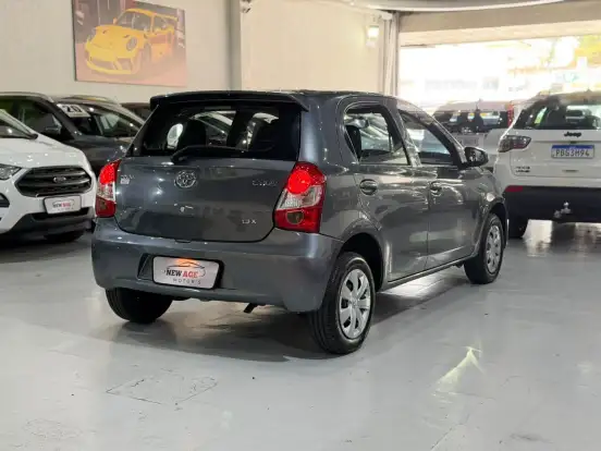 TOYOTA-ETIOS-2013